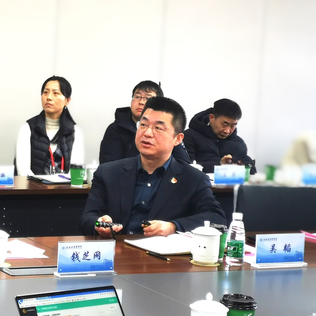 上海市教委总督学平辉及督导室领导来校调研指导