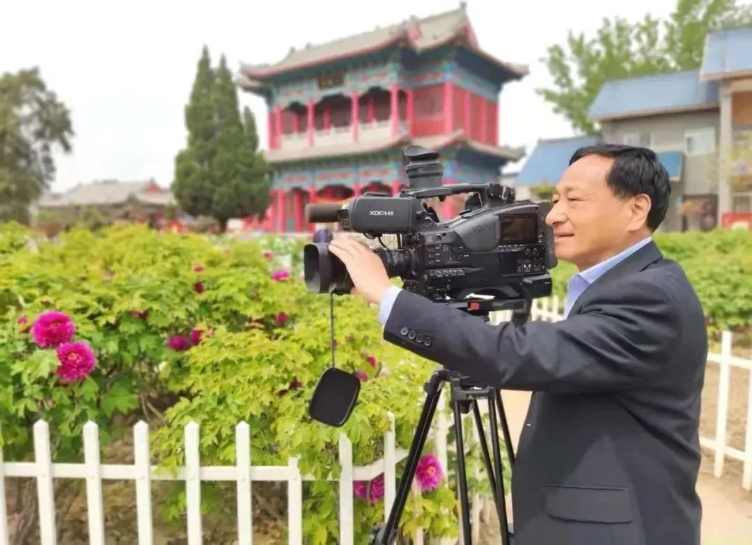 平书宪 ‖ 我在开往春天的列车上遇见你
