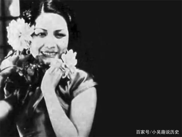 挚友牺牲，她以恋人的身份认领遗体，14天后留下遗书，骗了所有人