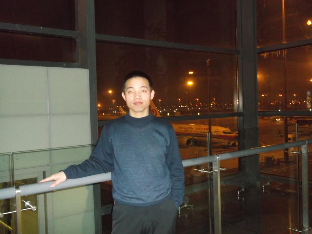 平长青-中国注册会计师，注册税务师，国际注册内部审计师。