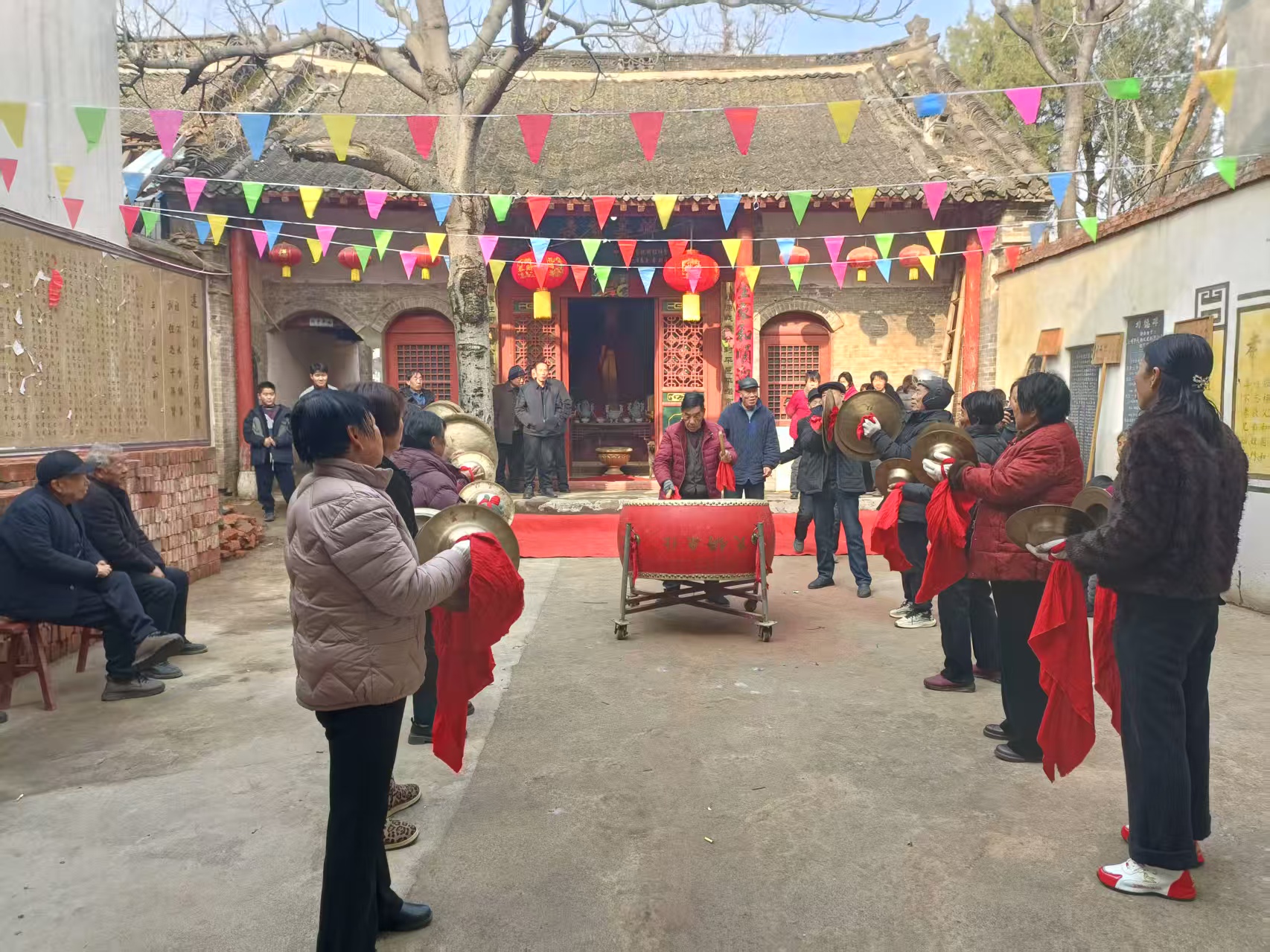 河南汝州平氏隆重举行丙午年正月十五拜祖活动