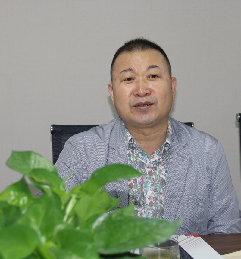 励志前行的退役军人-平东成